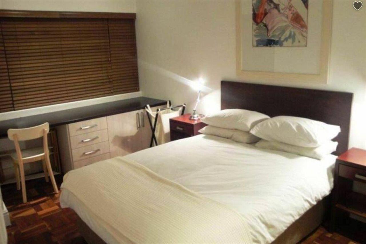 Apartment Connemara Court *